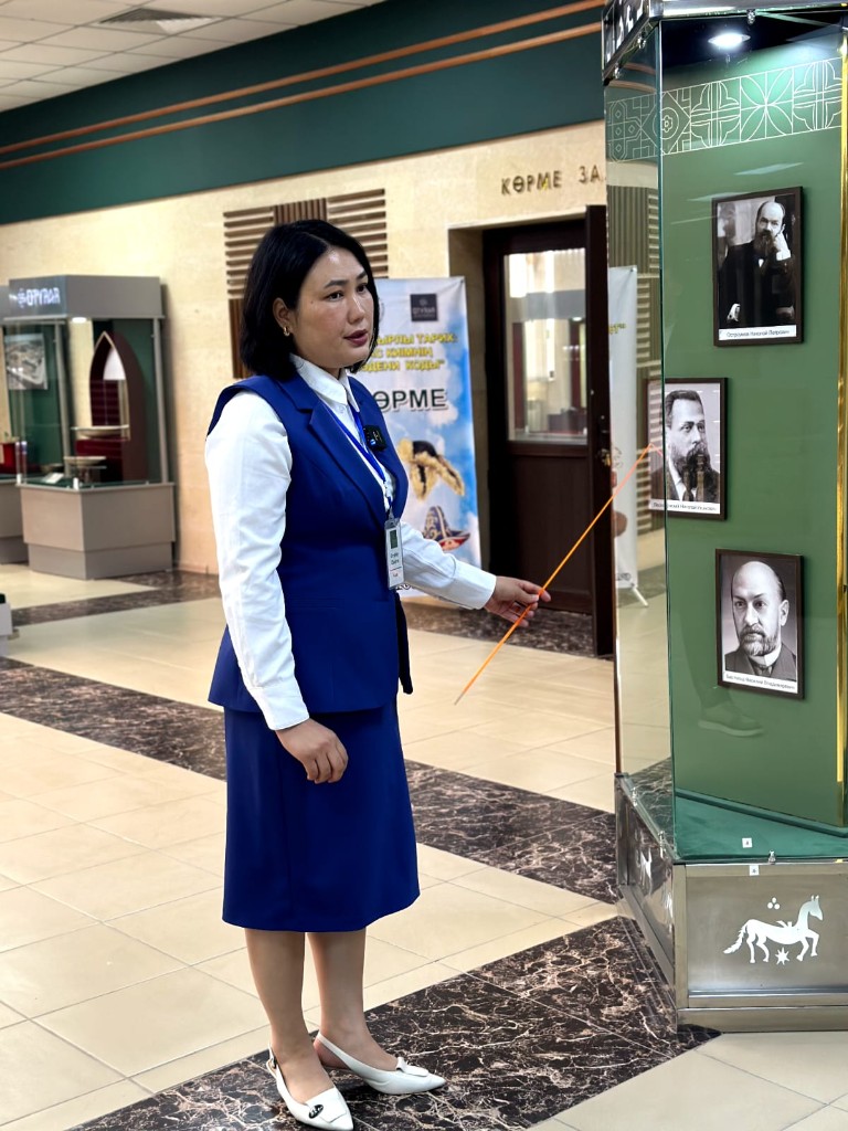 Экскурсия жетекшісінің жұмысы